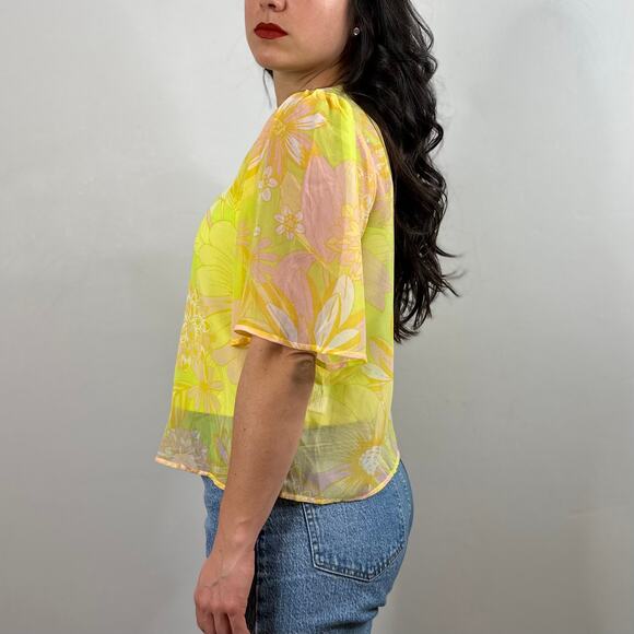 Modcloth Fluttering Outta Sight Blouse in Neon Yellow Floral - Picture 3 of 9